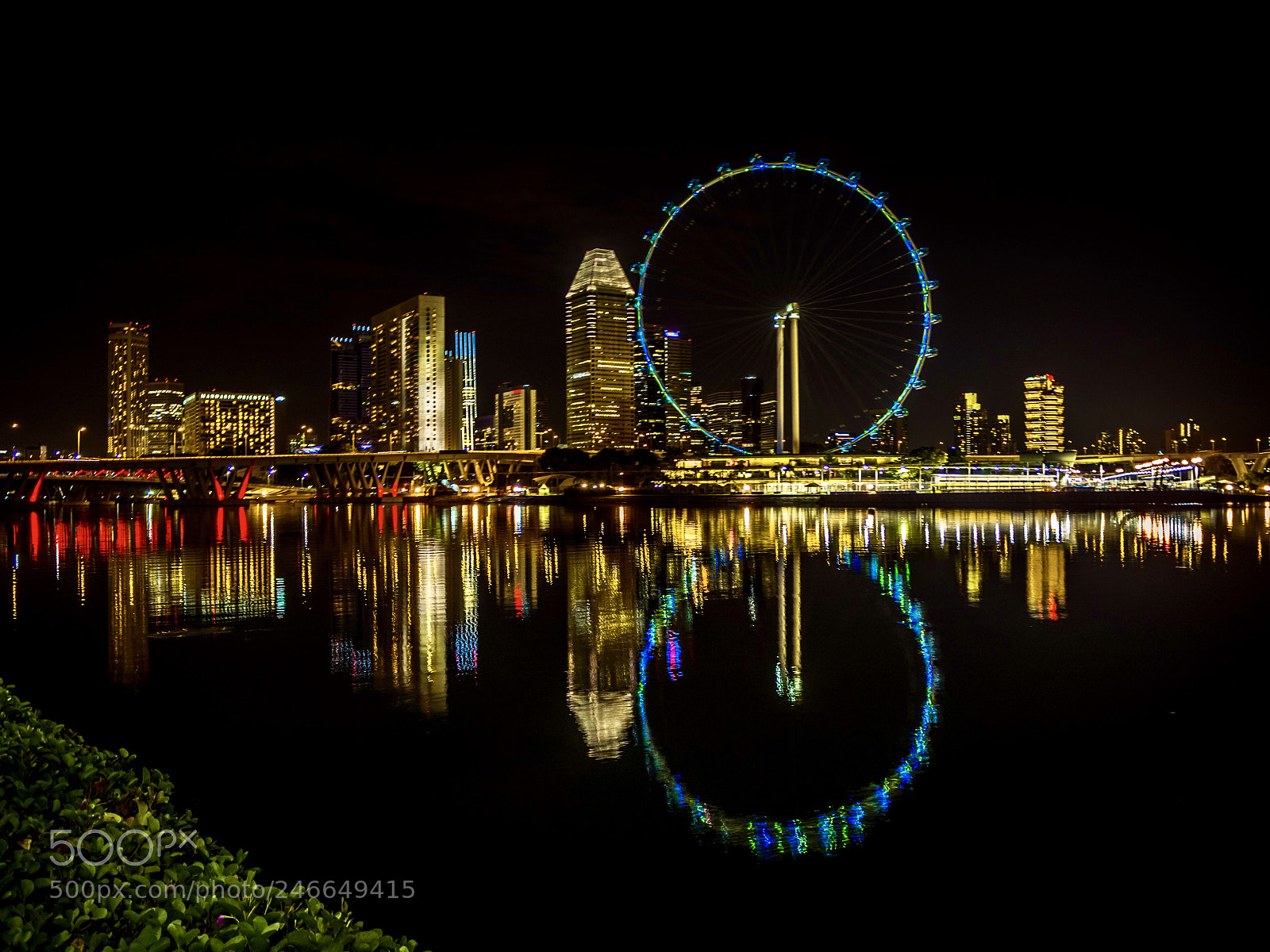 Olympus OM-D E-M10 II sample photo. Night lights of singapore photography