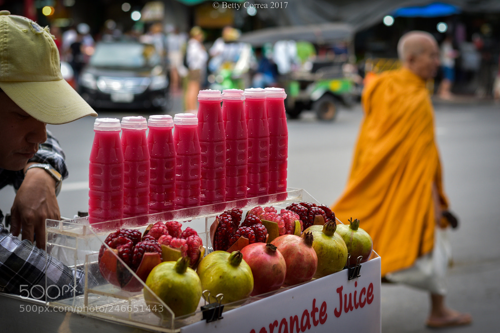 Nikon D5600 sample photo. Fresh pomegranate juice in photography