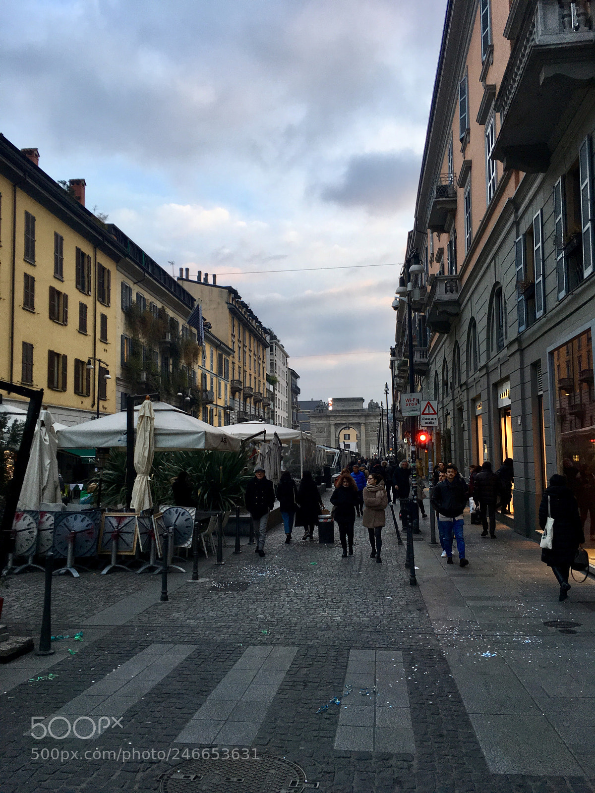 Apple iPhone 6s sample photo. Corso como photography