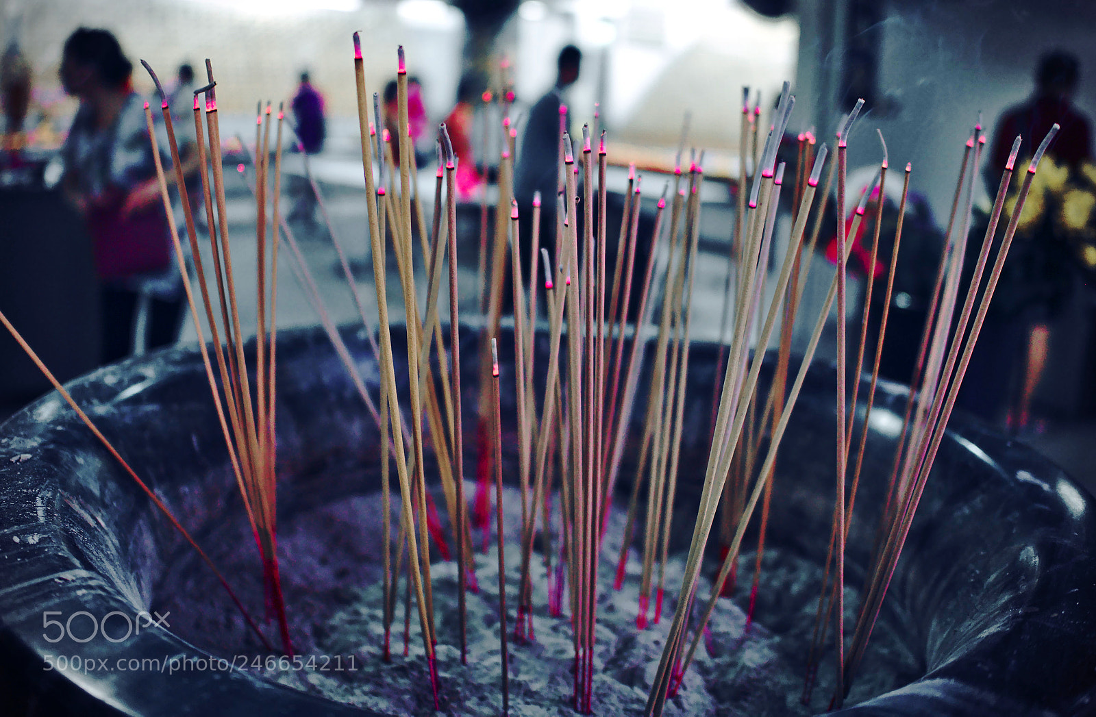 Panasonic Lumix DMC-G85 (Lumix DMC-G80) sample photo. At the temple photography