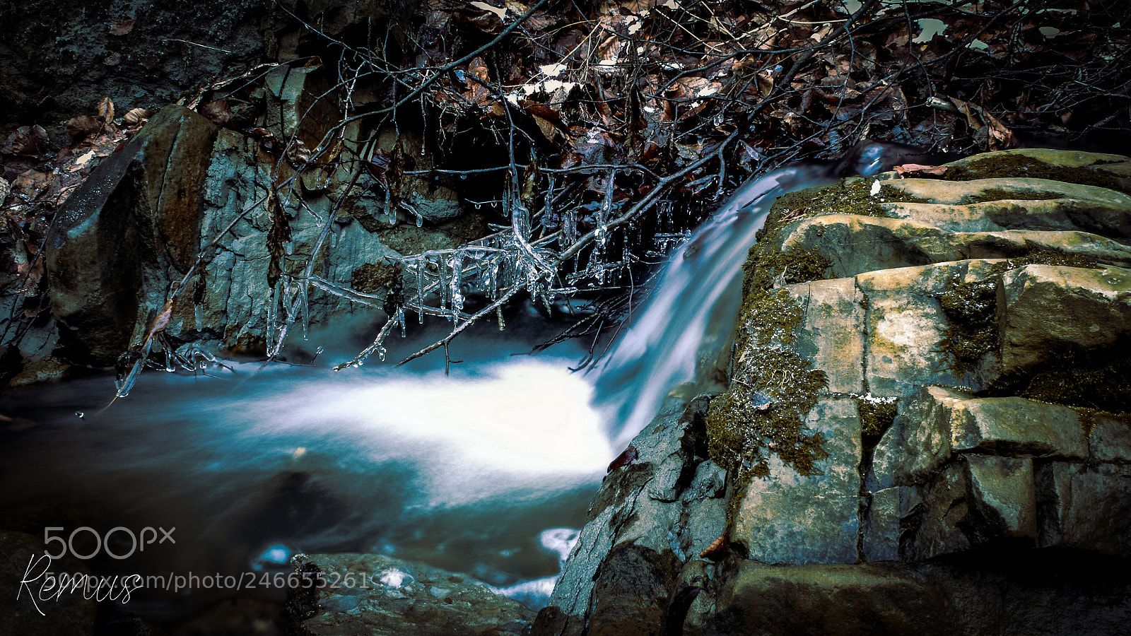 Canon EOS 1300D (EOS Rebel T6 / EOS Kiss X80) sample photo. Little waterfall photography