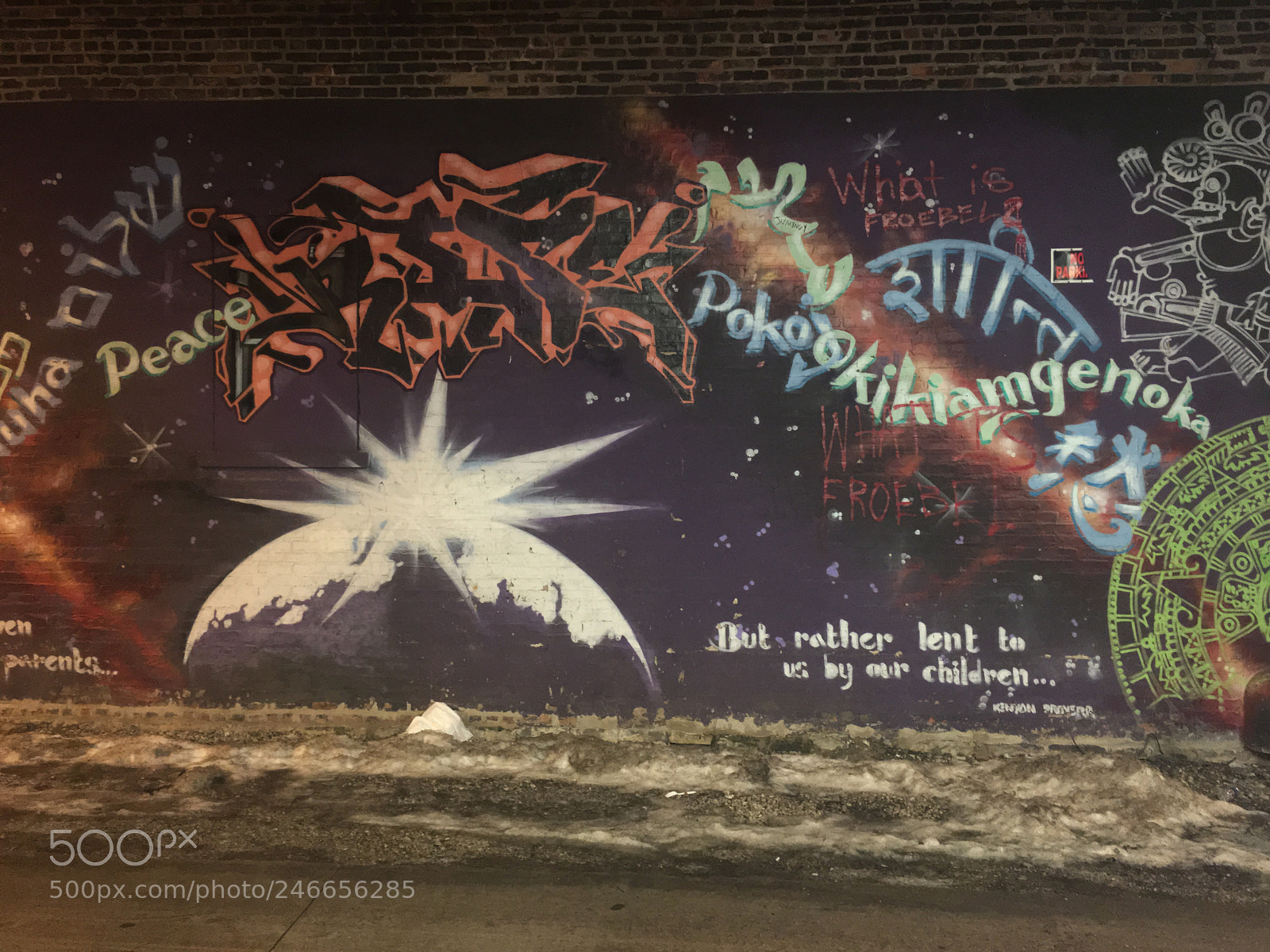 Apple iPhone 6s sample photo. Graffiti at night photography