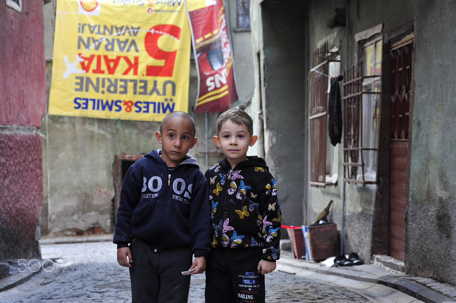 Nikon D700 + Nikon AF-Nikkor 80-200mm F2.8D ED sample photo. On the streets of ankara castle 1.. photography