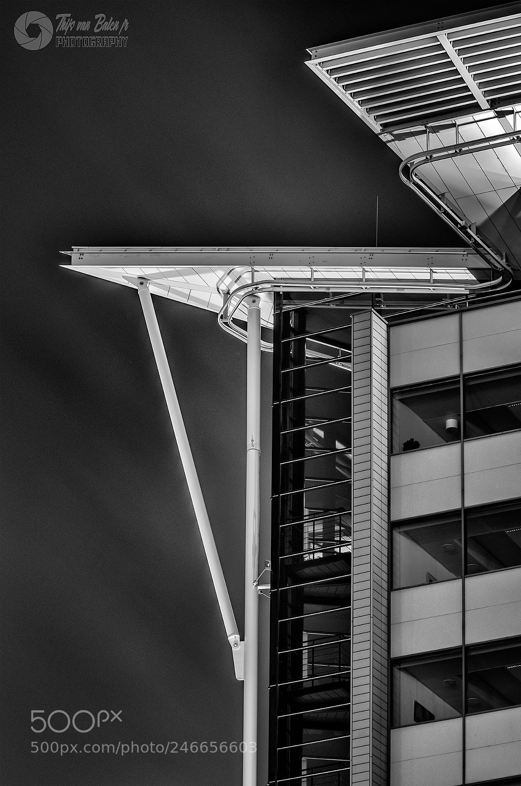 Pentax K-5 sample photo. Facilicom group photography