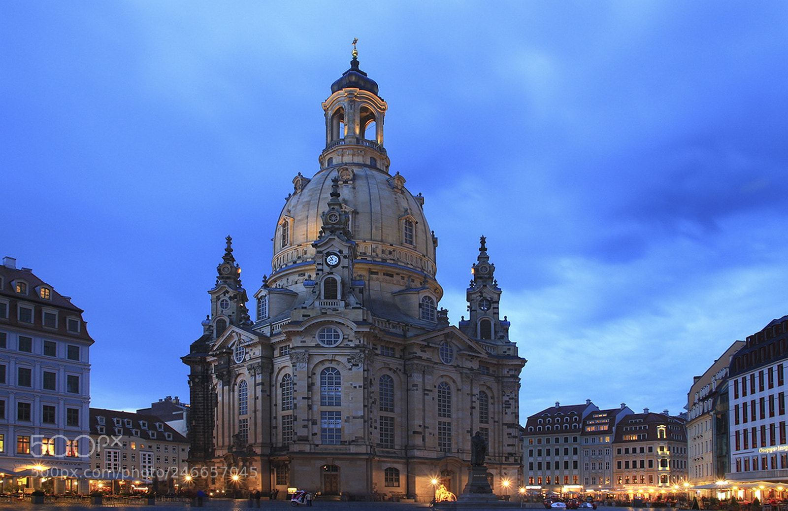 Canon EOS 600D (Rebel EOS T3i / EOS Kiss X5) sample photo. Die dresdner frauenkirche photography
