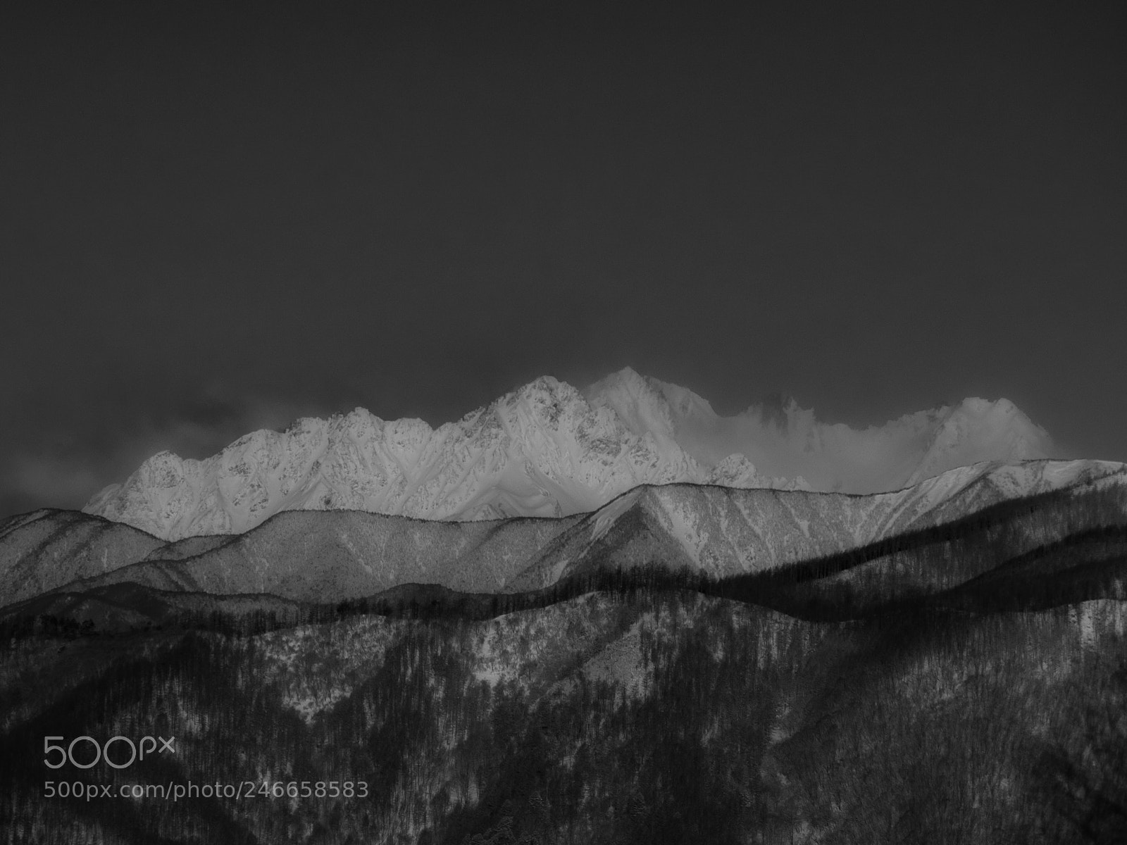 Olympus OM-D E-M1 sample photo. Japan alps photography