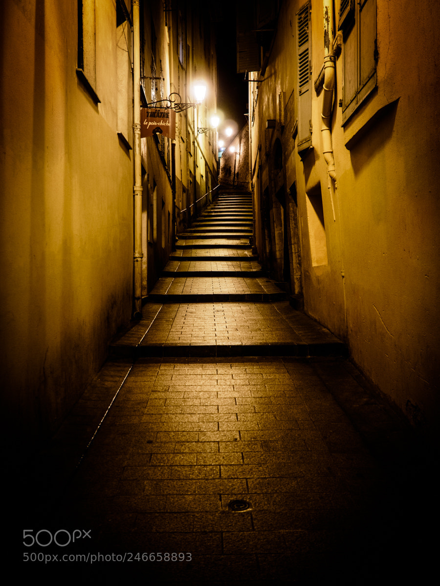 Olympus PEN-F sample photo. Rue jules gilly, nice photography