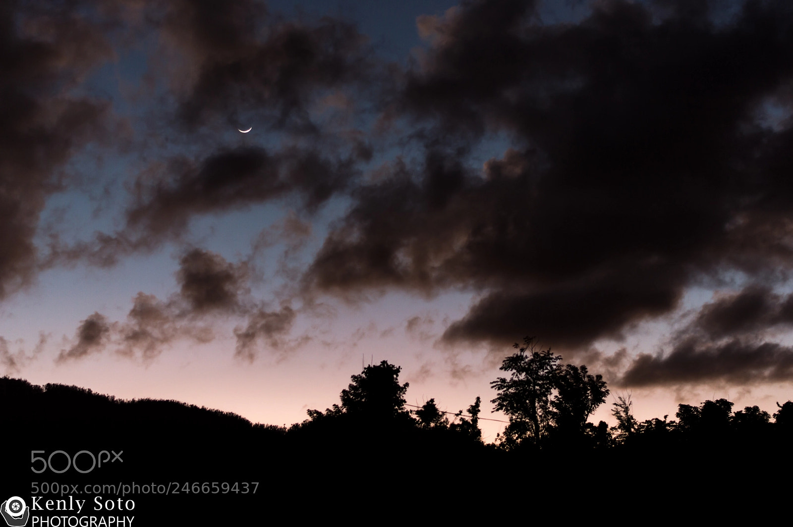Nikon D3200 sample photo. Crescent & sunset photography