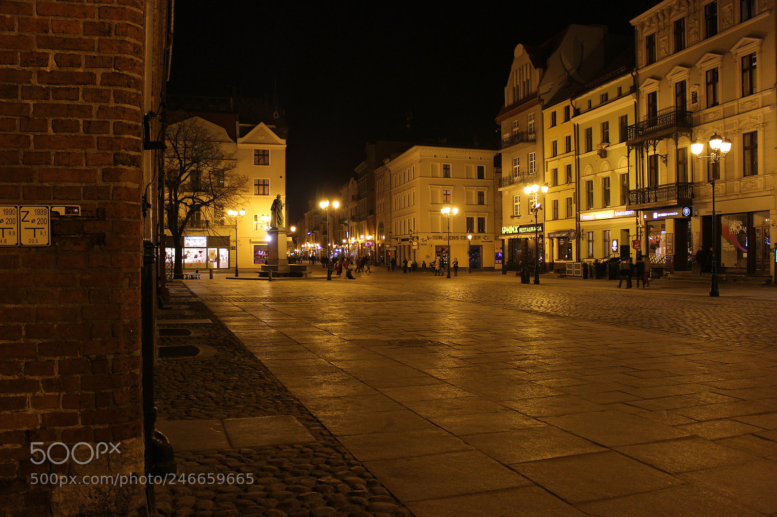 Canon EOS 100D (EOS Rebel SL1 / EOS Kiss X7) sample photo. Oldtown photography