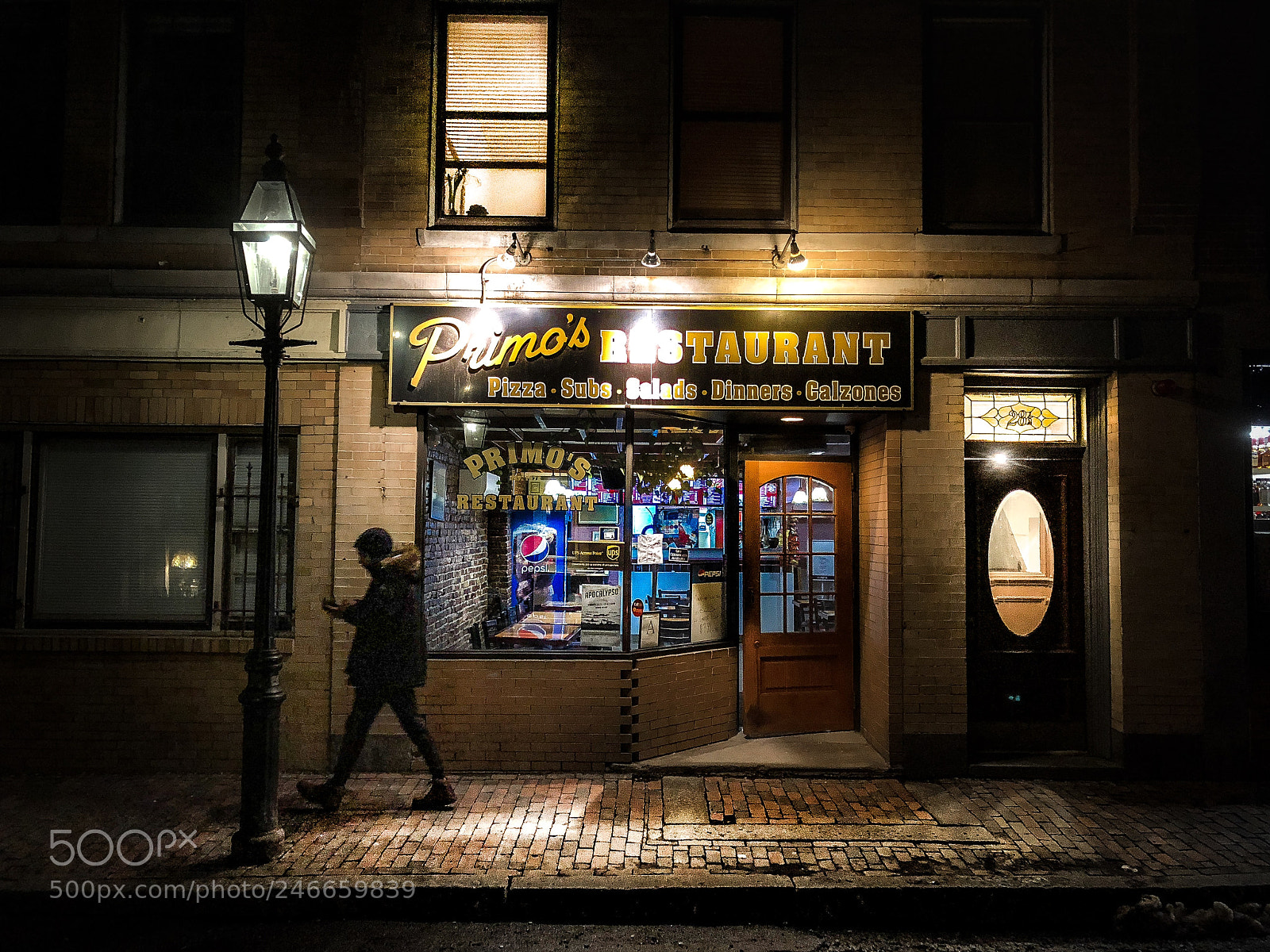 Apple iPhone X sample photo. Nighttime on beacon hill photography