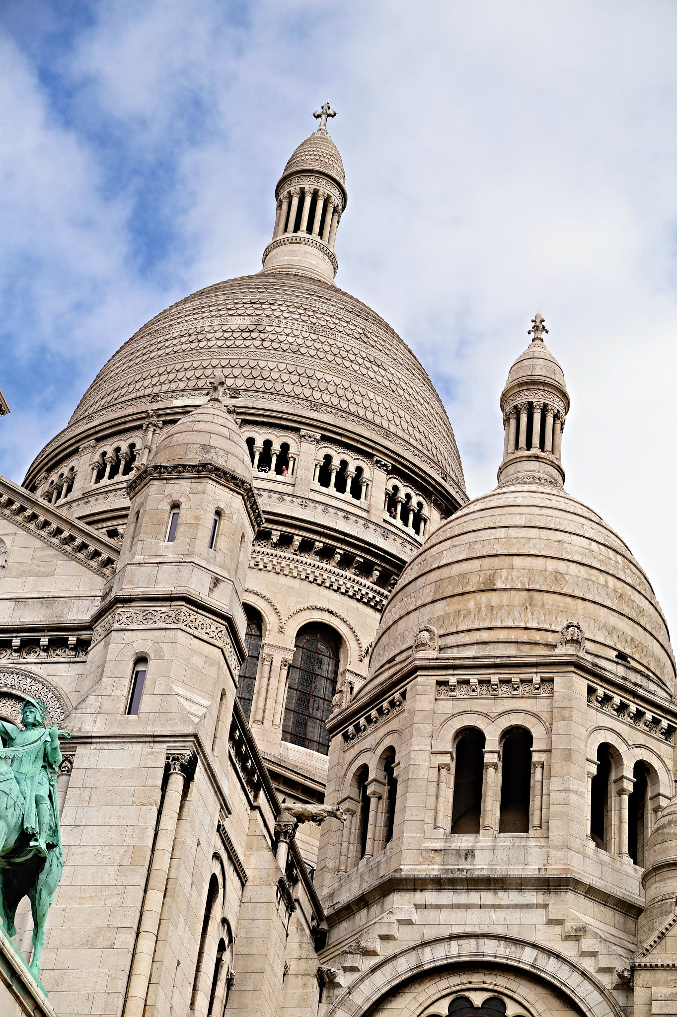Sony DT 18-135mm F3.5-5.6 SAM sample photo. Paris montmartre photography
