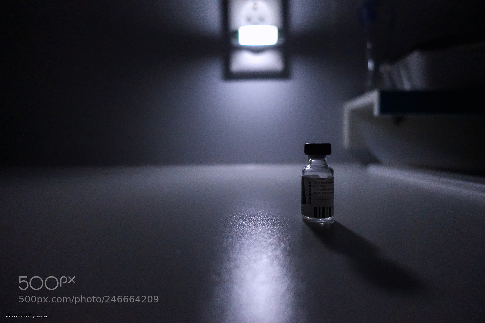Sony Cyber-shot DSC-RX100 III sample photo. Insulin photography