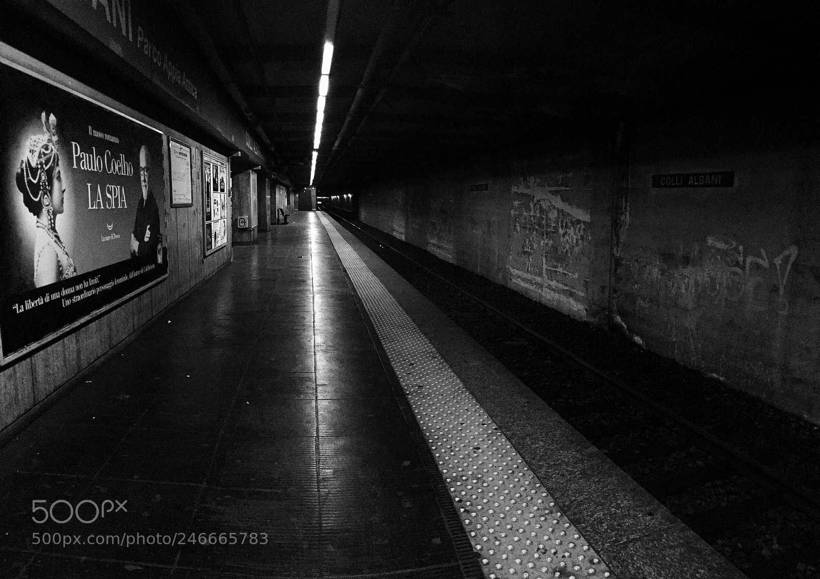 Apple iPhone 6 sample photo. Metro black rome photography