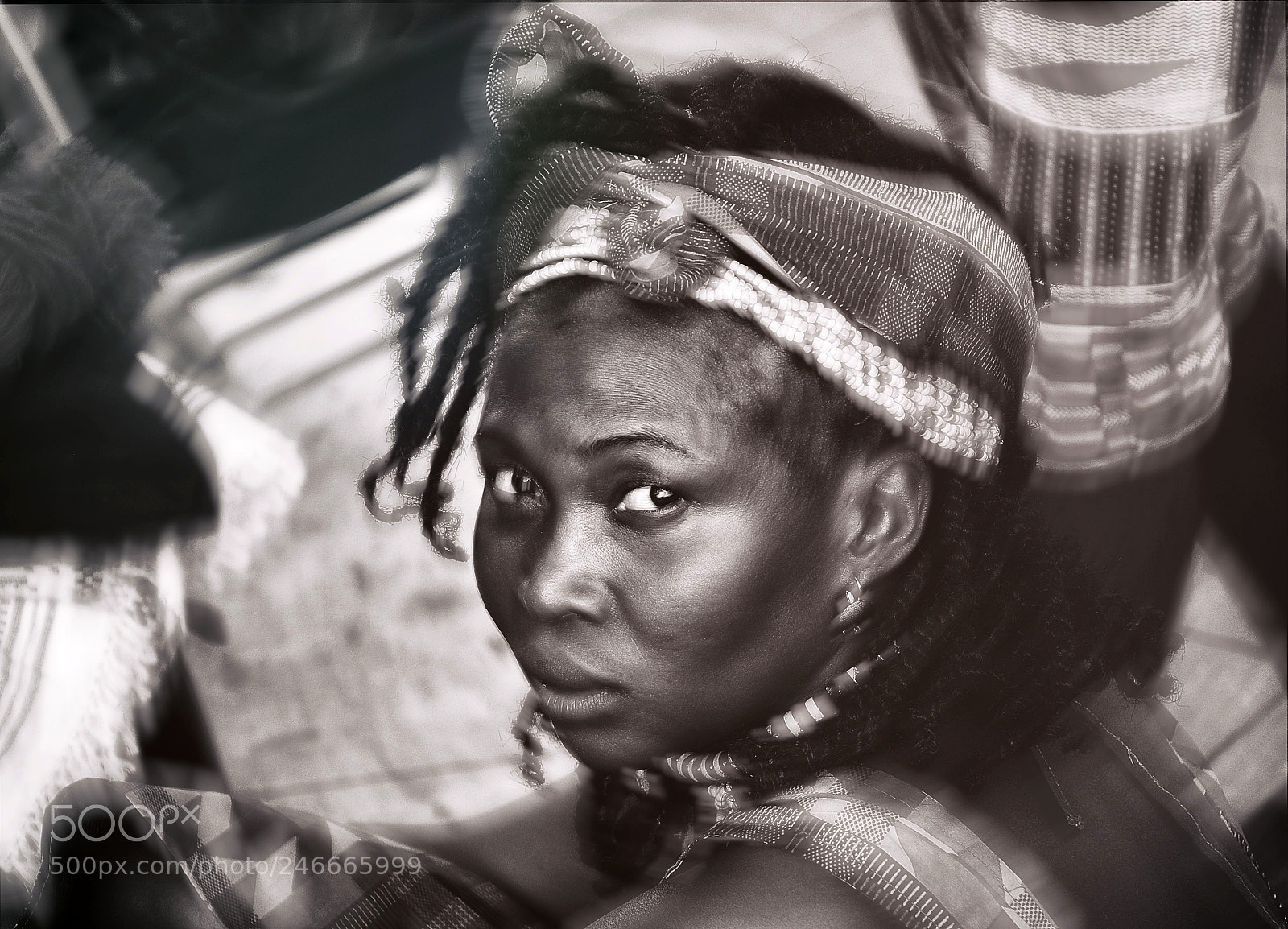 Nikon D90 sample photo. Unexpected portrait photography