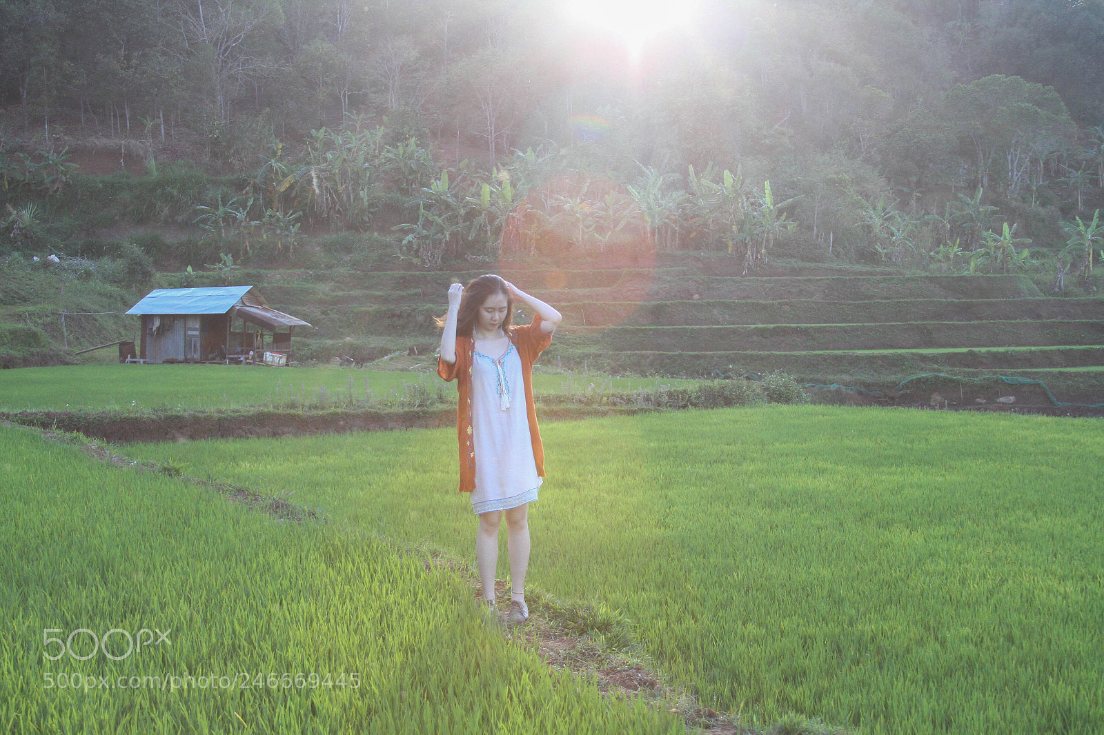 Canon EOS 7D sample photo. Em ở pleiku photography