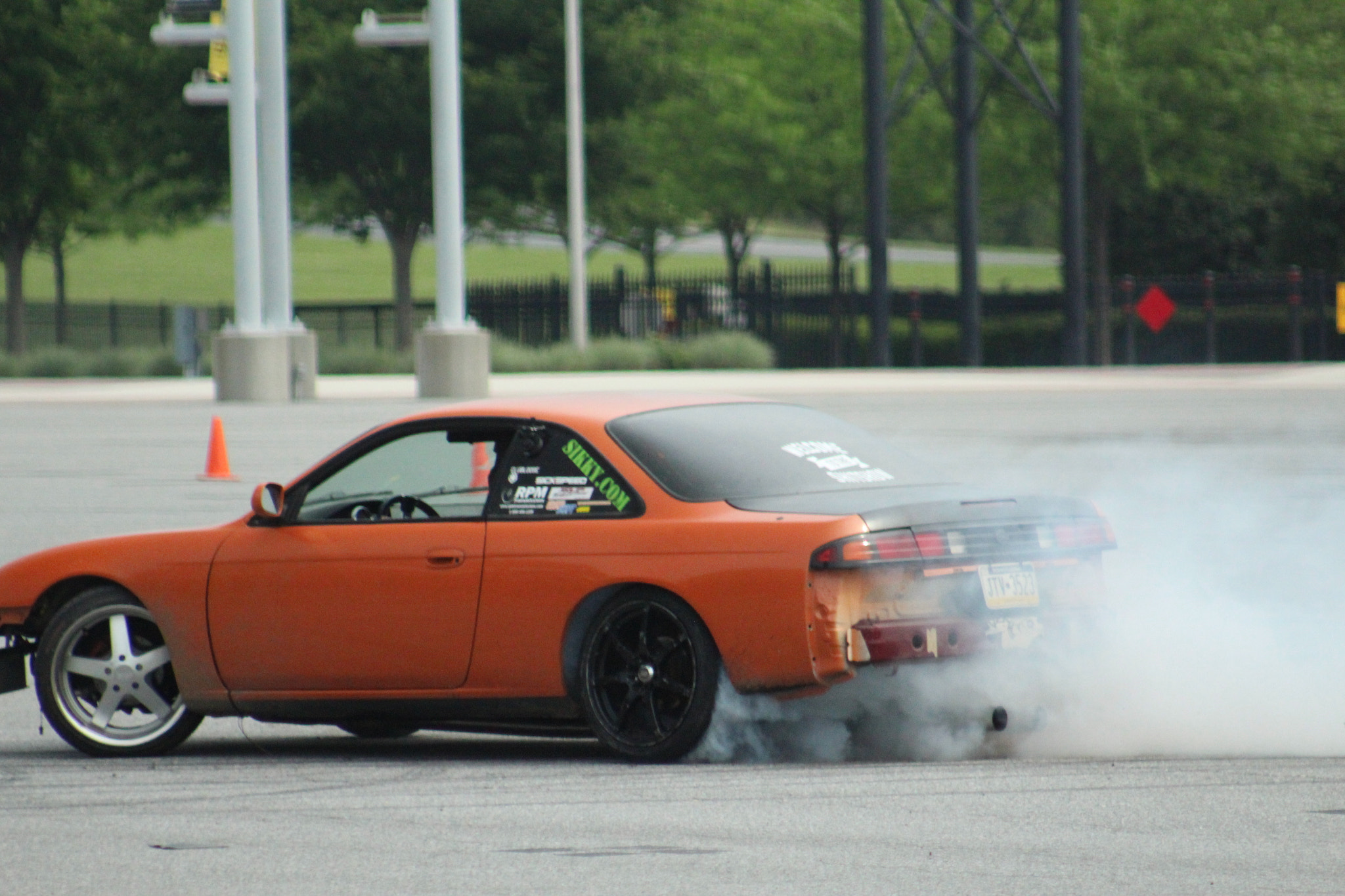 Canon EF 75-300mm f/4-5.6 USM sample photo. Drift photography
