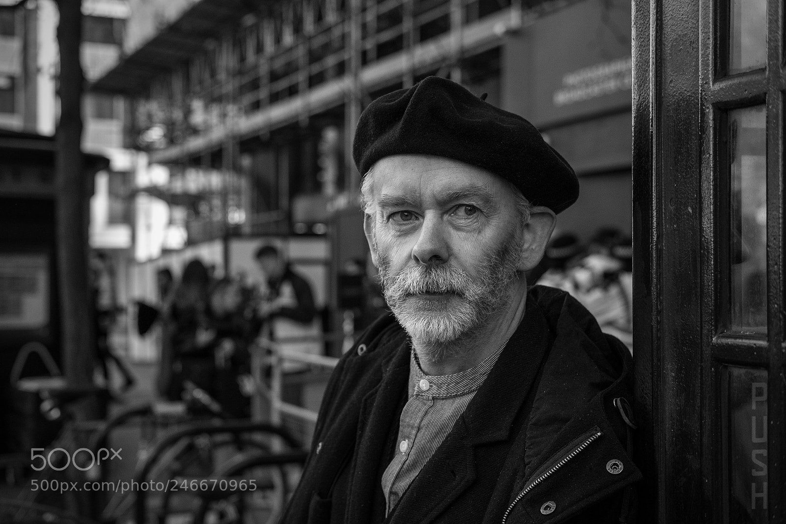 Fujifilm X-T1 sample photo. Artist and time traveller photography