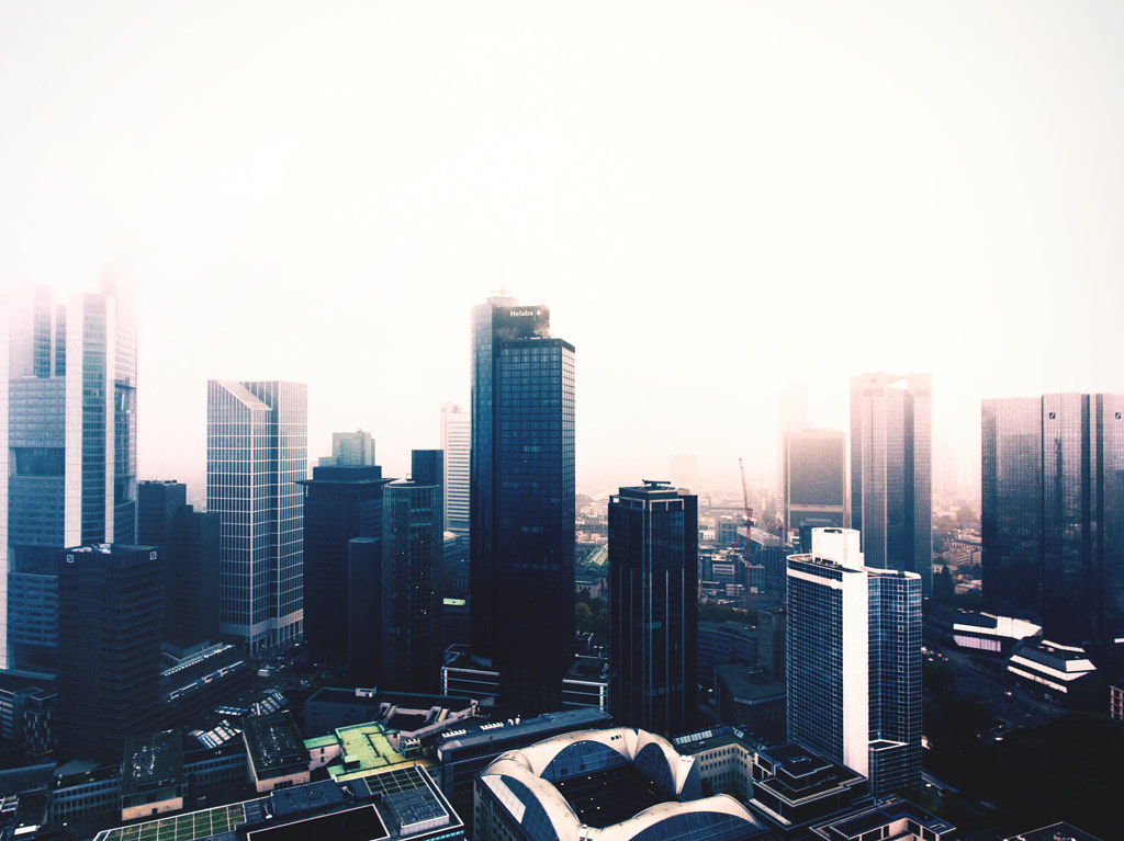 Frankfurt am Main Skyline by ChrisMVisuals on 500px.com