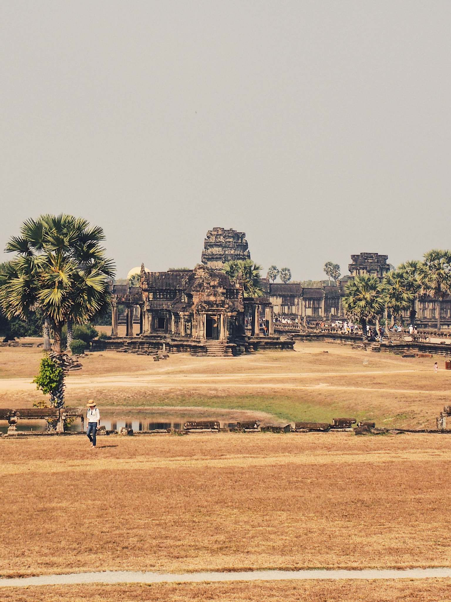 Nikon COOLPIX L320 sample photo. Angkor wat photography