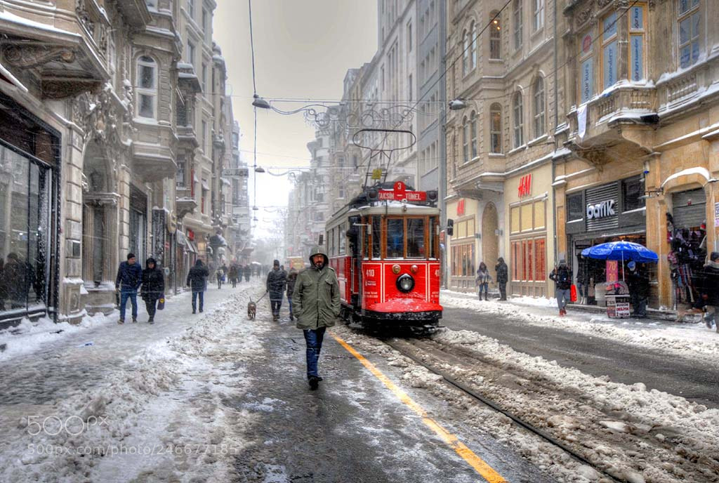 Nikon D200 sample photo. Istanbul nostalgic tram photography