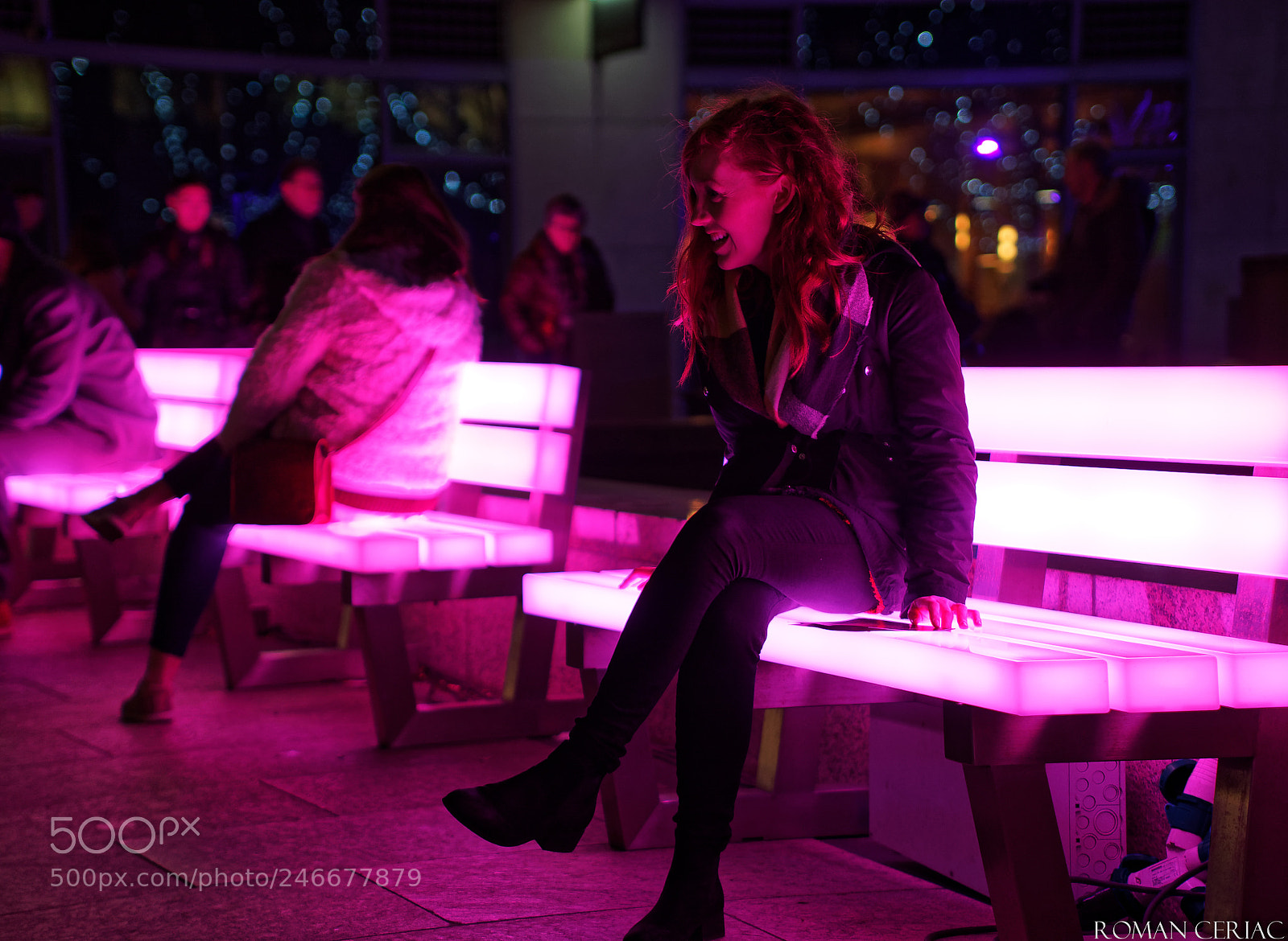 Olympus OM-D E-M10 II sample photo. Take a glowing seat photography