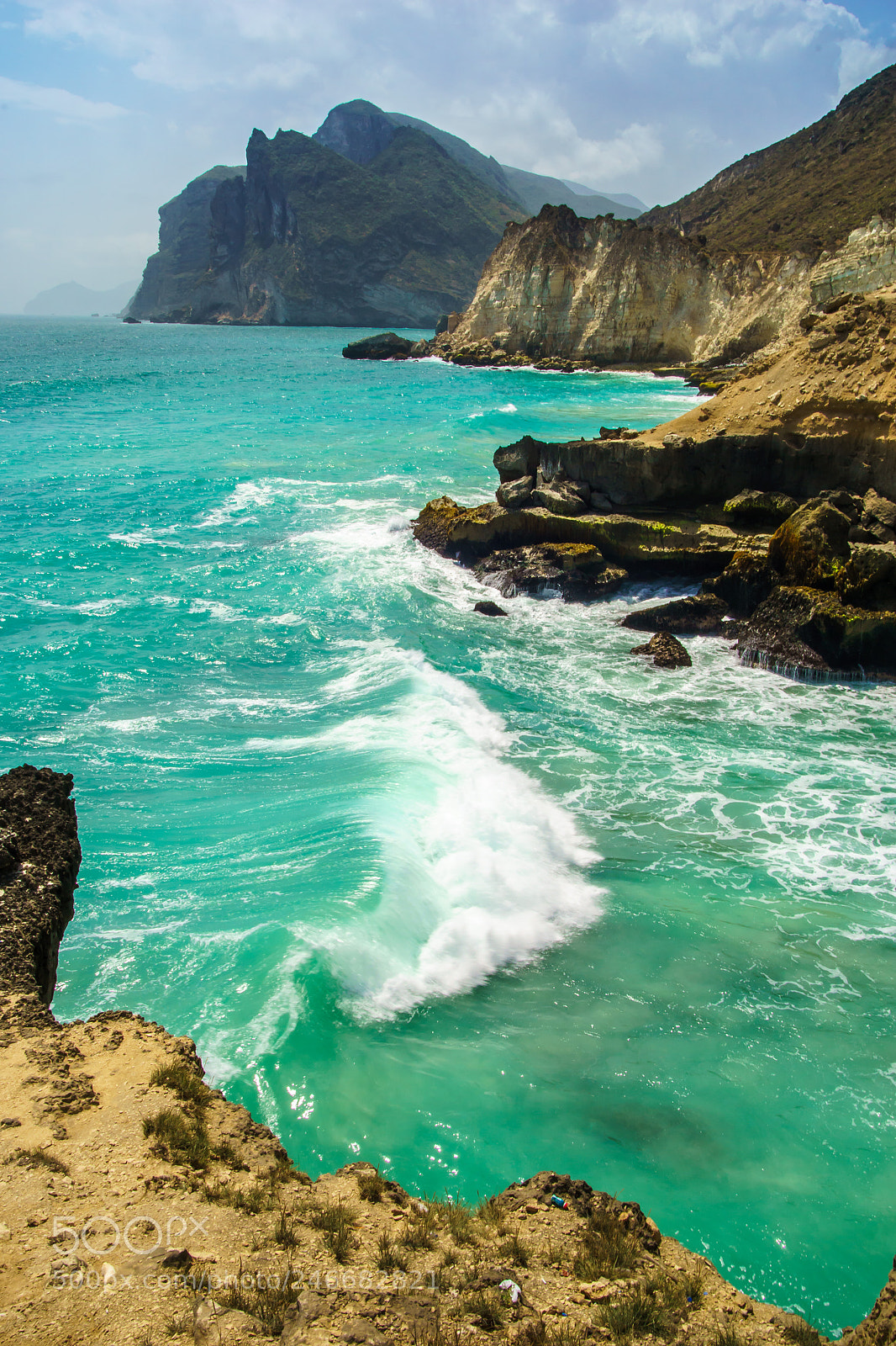 Sony ILCA-77M2 sample photo. Rough sea at mughsail photography