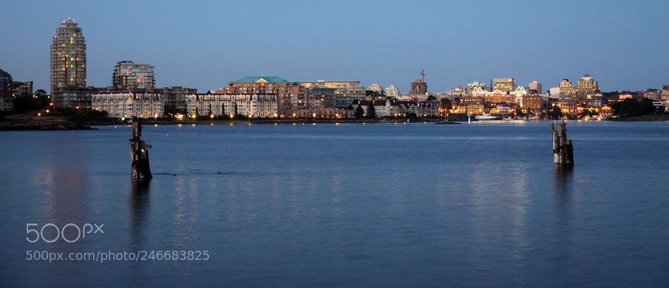 Canon EOS 50D sample photo. Victoria at night, canada photography
