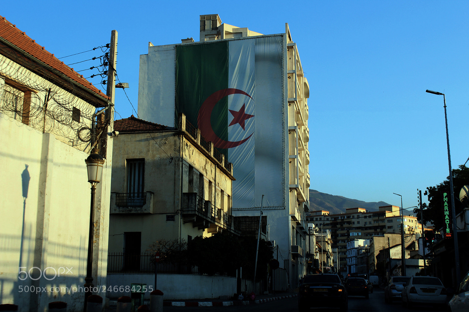 Canon EOS 1200D (EOS Rebel T5 / EOS Kiss X70 / EOS Hi) sample photo. Flag photography