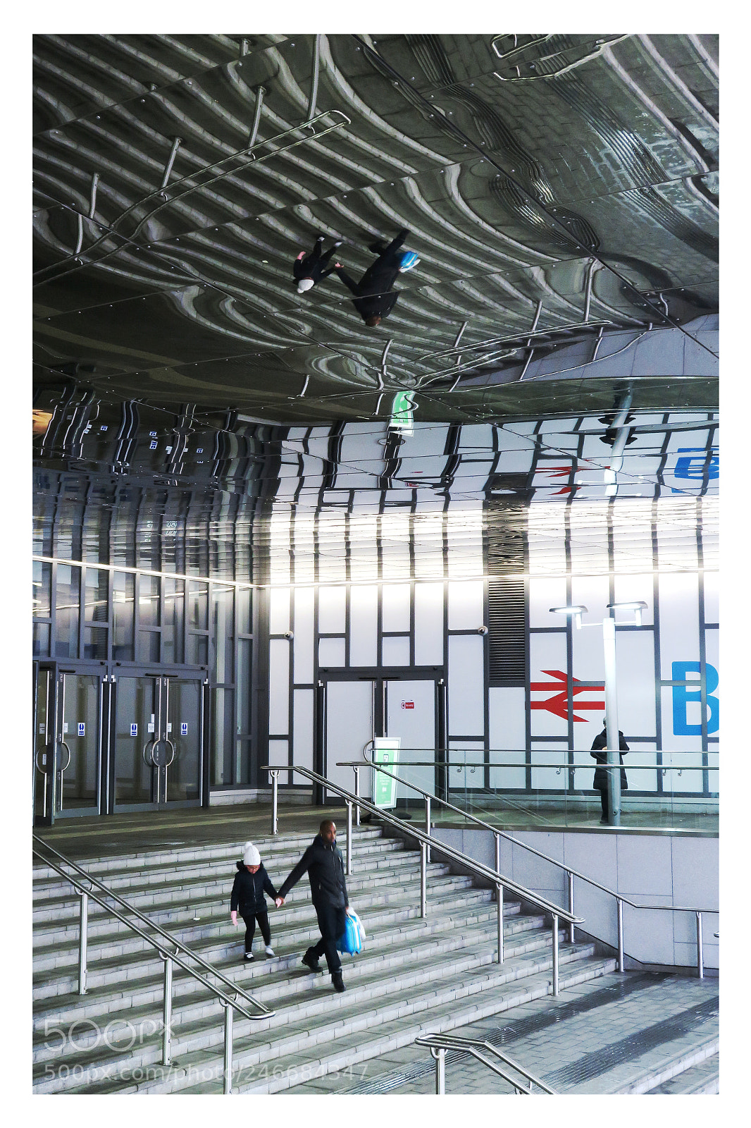 Canon PowerShot G5 X sample photo. New st station photography