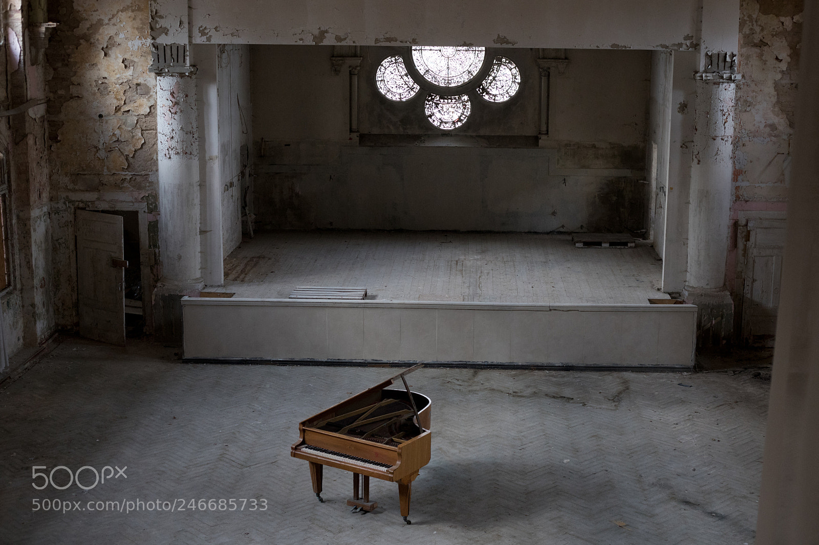 Canon EOS 6D Mark II sample photo. Abandoned photography