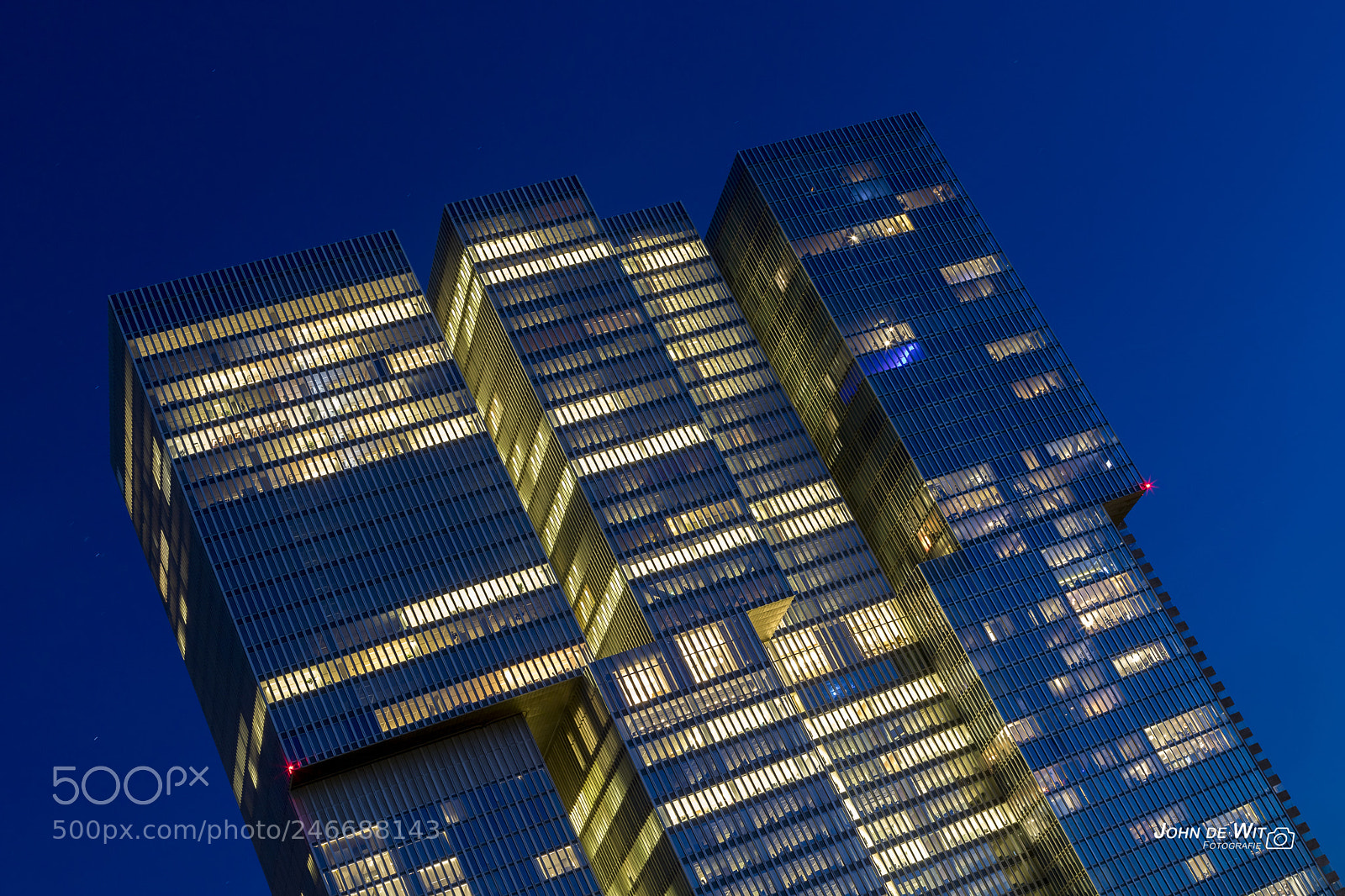Canon EOS 6D Mark II sample photo. Lines photography