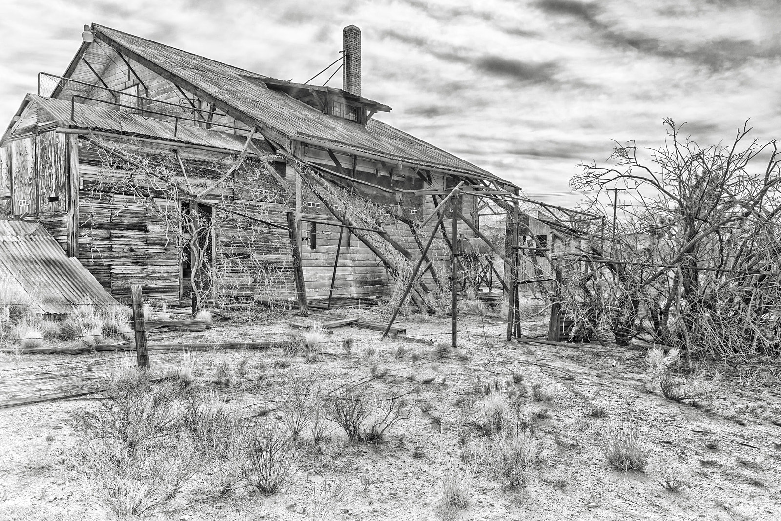 Nikon D800 sample photo. The big house photography