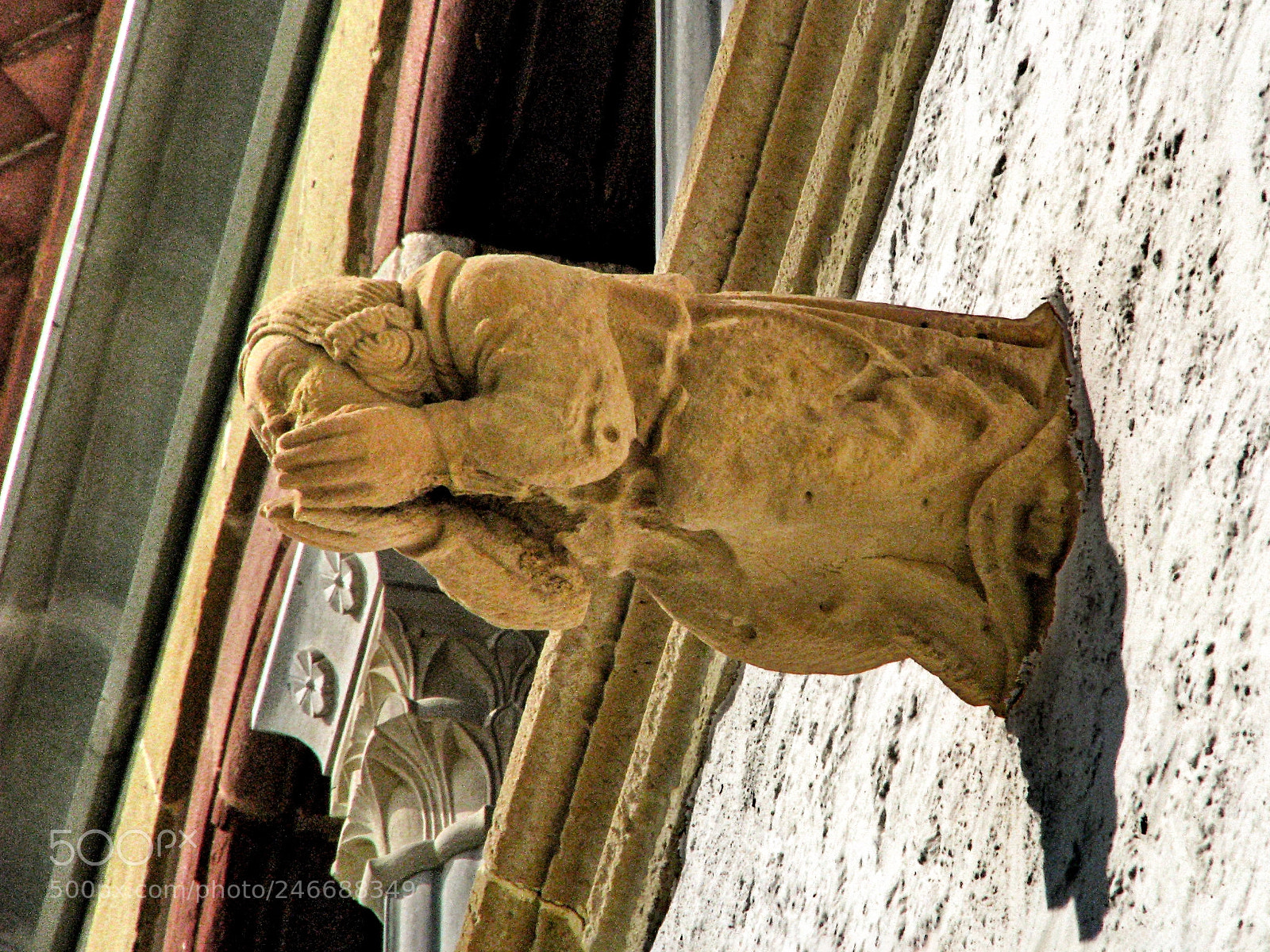Canon POWERSHOT S5 IS sample photo. Gárgolas de sitges photography