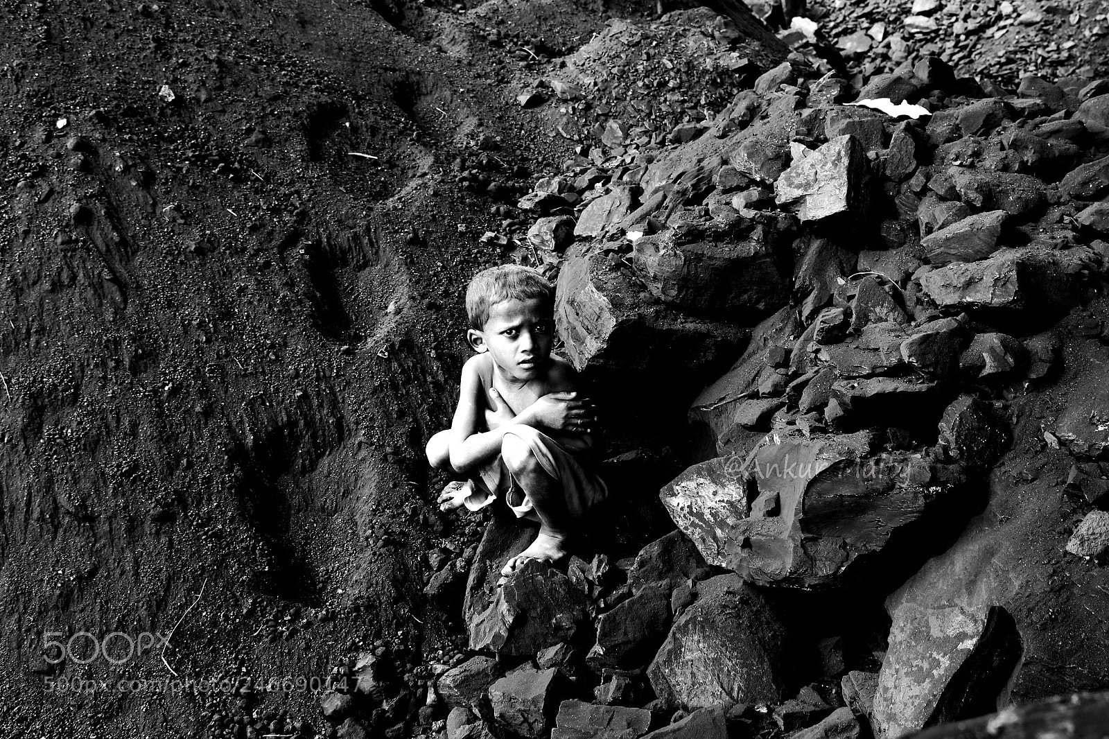 Canon EOS 1200D (EOS Rebel T5 / EOS Kiss X70 / EOS Hi) sample photo. Child labour photography