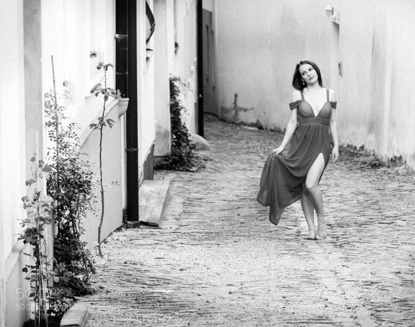 Canon EOS 760D (EOS Rebel T6s / EOS 8000D) sample photo. Simona photography