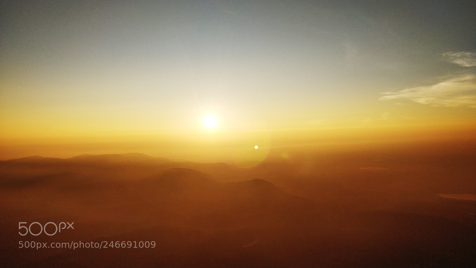 OnePlus 5 sample photo. Yellow fog photography