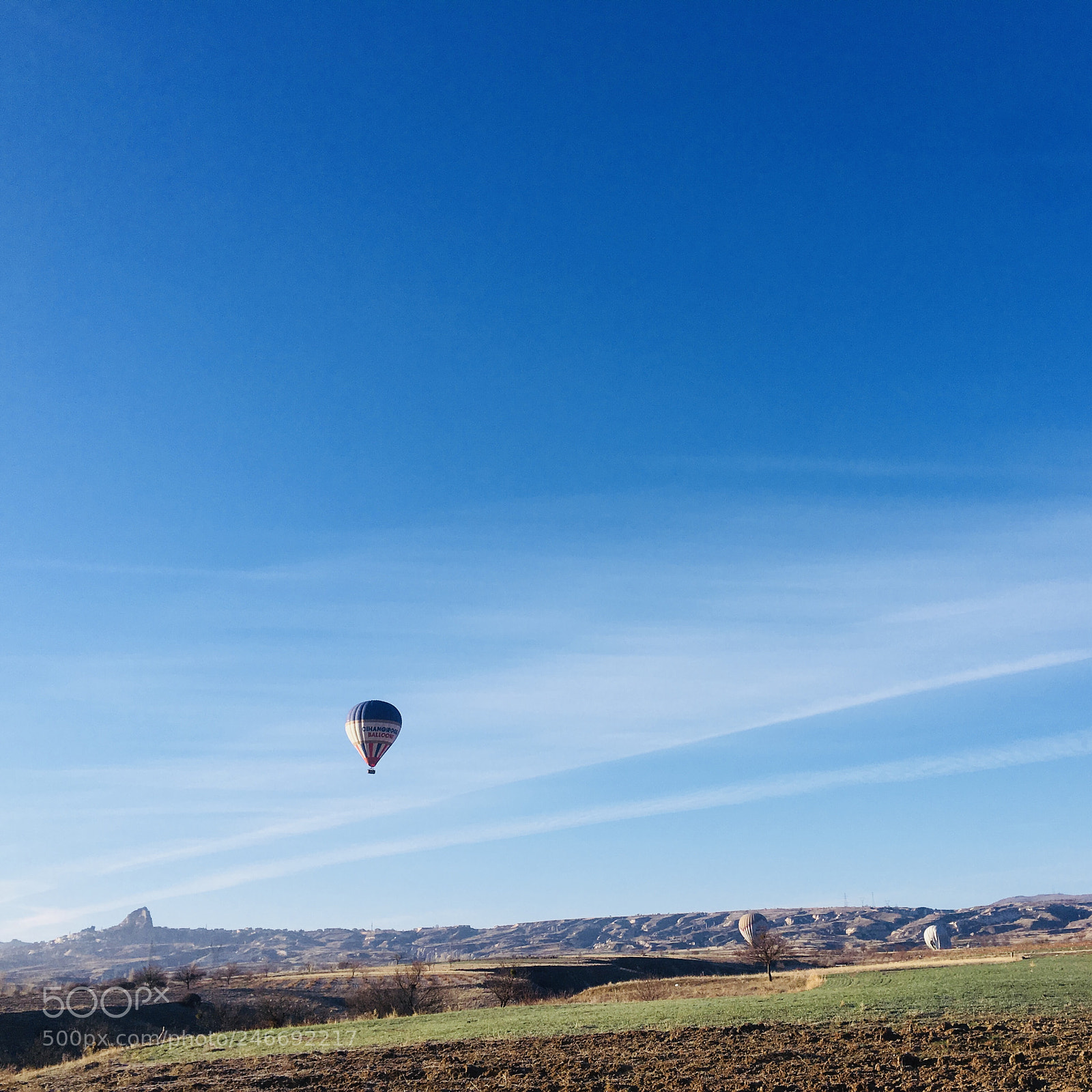 Apple iPhone SE sample photo. Balloon photography
