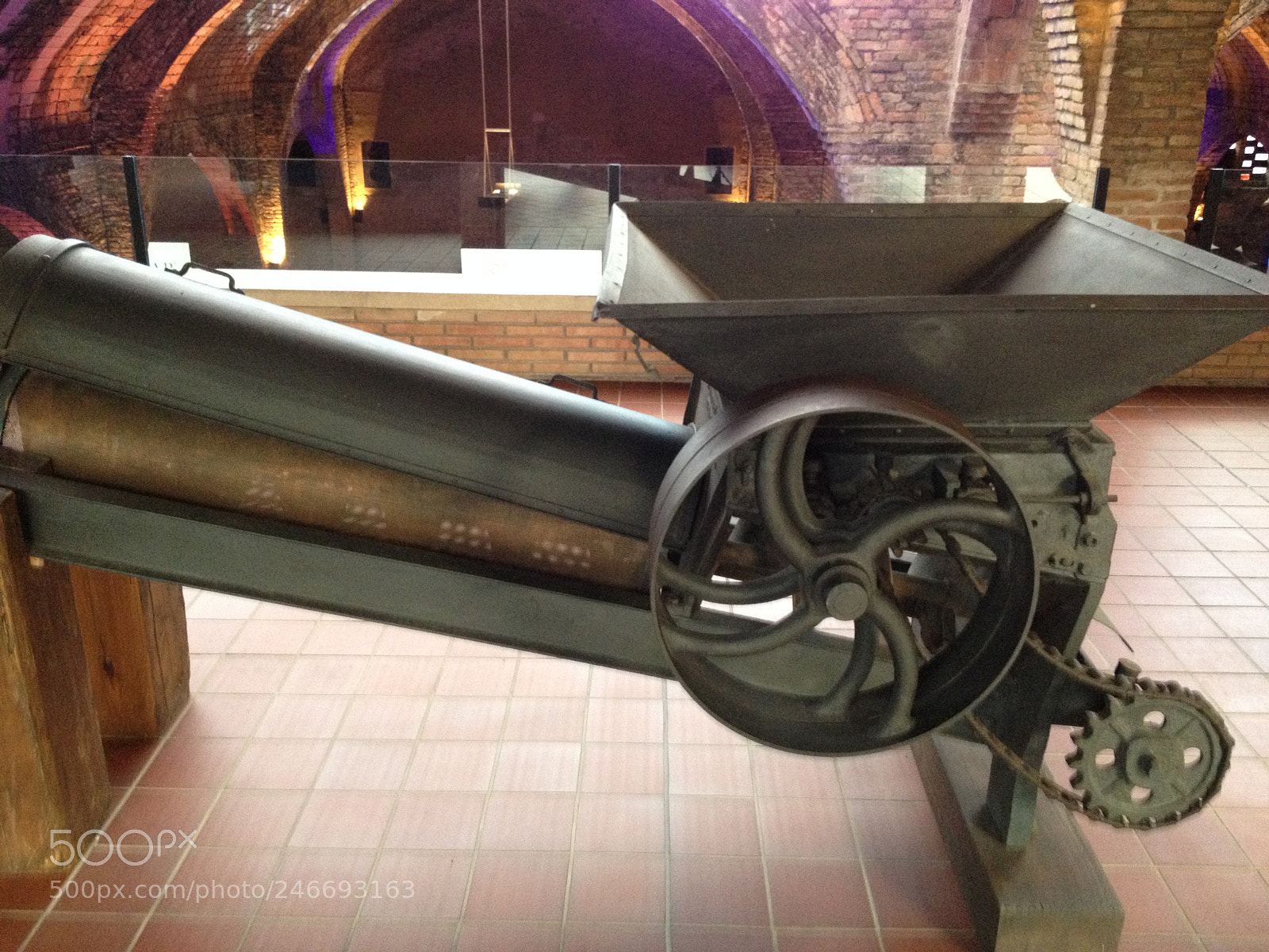 Apple iPhone 4S sample photo. Porto winery photography