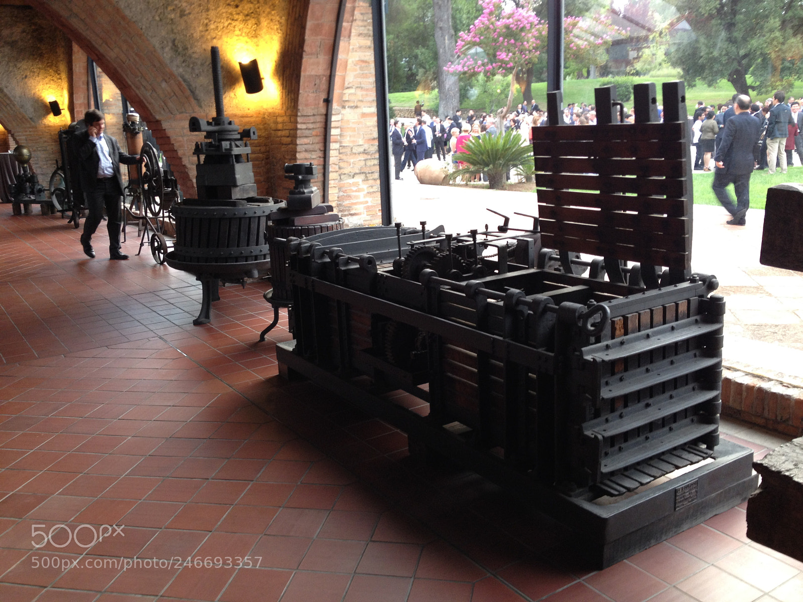 Apple iPhone 4S sample photo. Porto winery photography