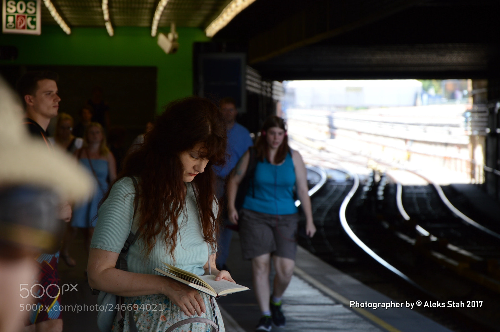 Nikon D3200 sample photo. Subway photography