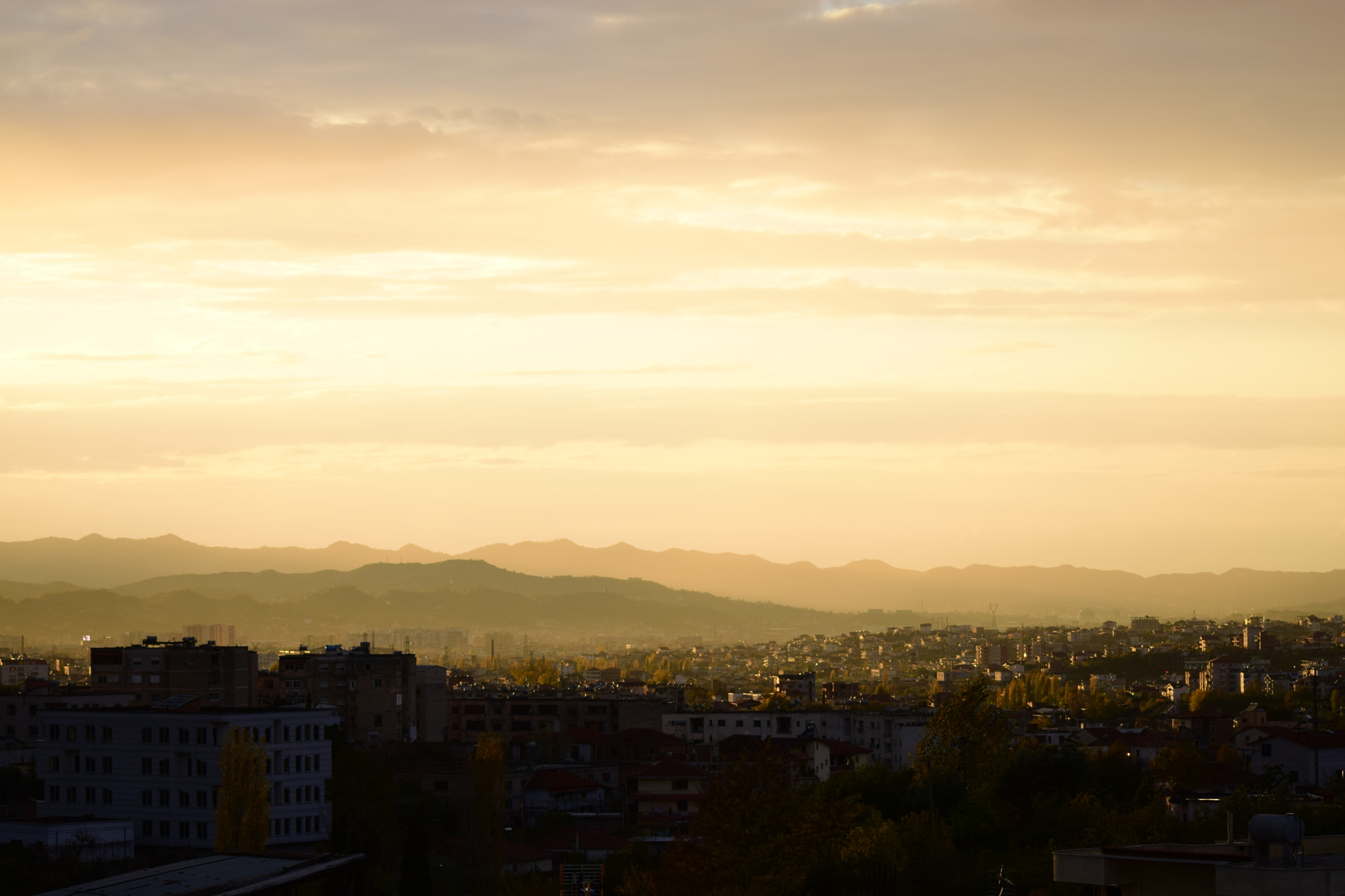 Sigma 70-300mm F4-5.6 APO DG Macro sample photo. Dusk photography