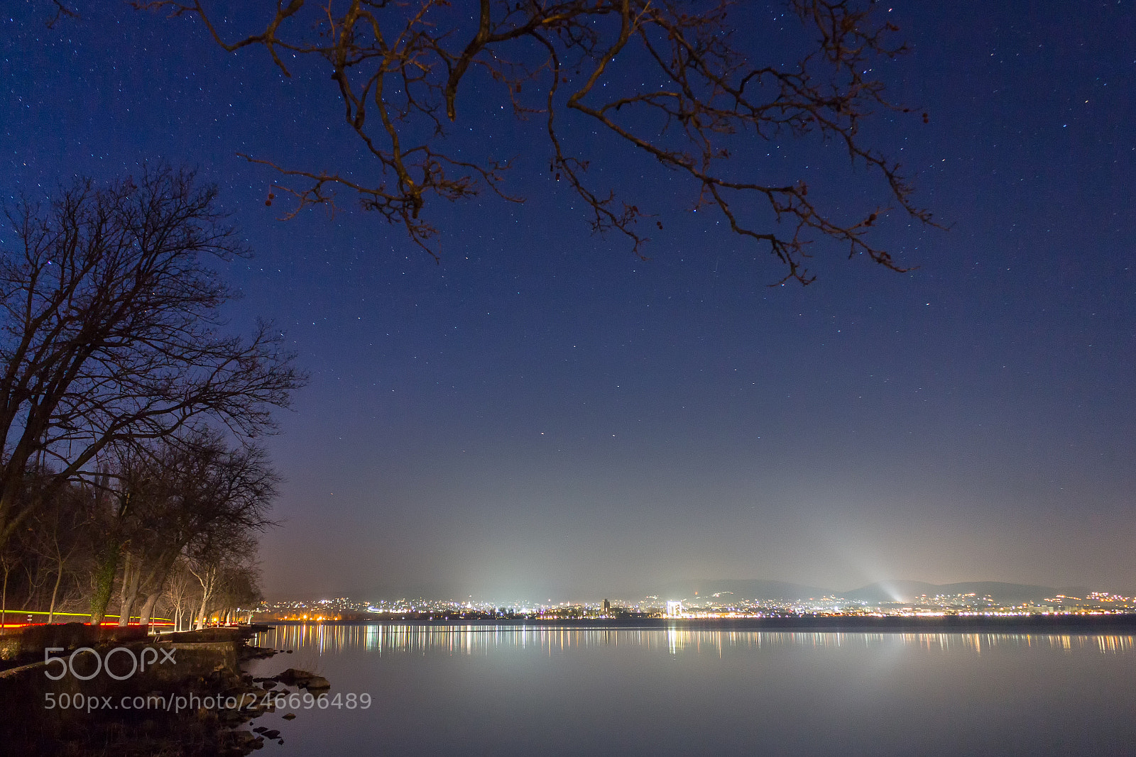 Canon EOS 700D (EOS Rebel T5i / EOS Kiss X7i) sample photo. Balatonf red at night photography