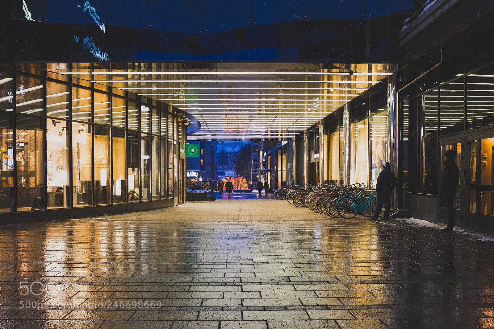 Fujifilm X100F sample photo. The wait. photography