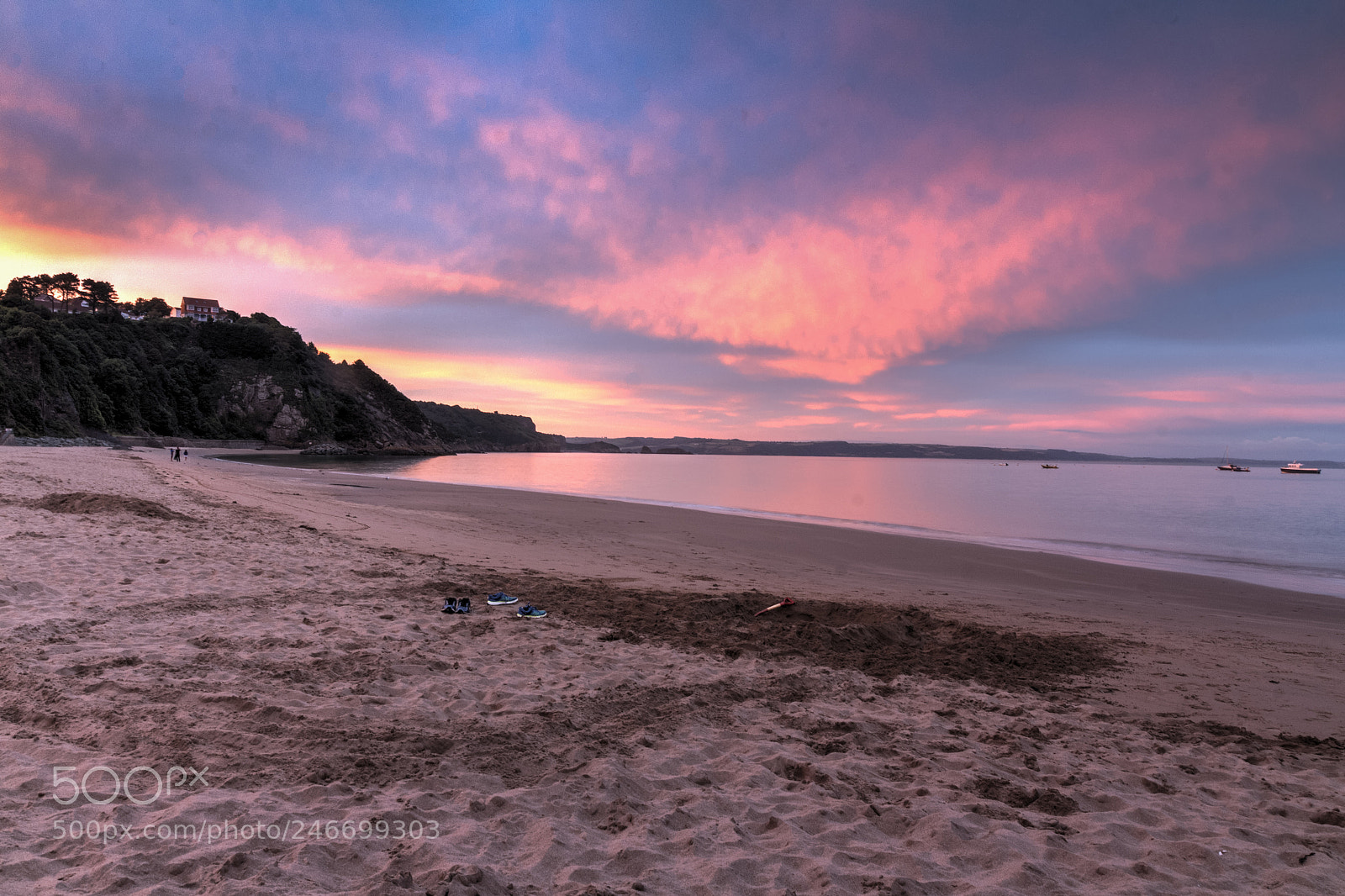 Canon EOS 650D (EOS Rebel T4i / EOS Kiss X6i) sample photo. Tenby sunset (reuploaded) 50/365) photography