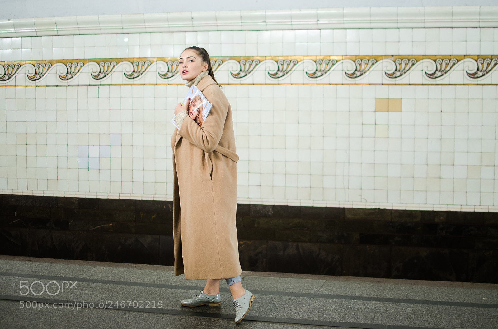 Nikon D5100 sample photo. Fashion metro photography