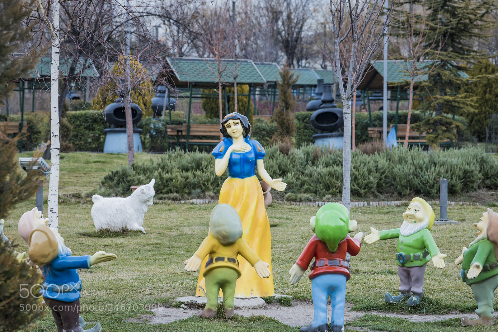 Nikon D850 sample photo. Statue dwarf photography