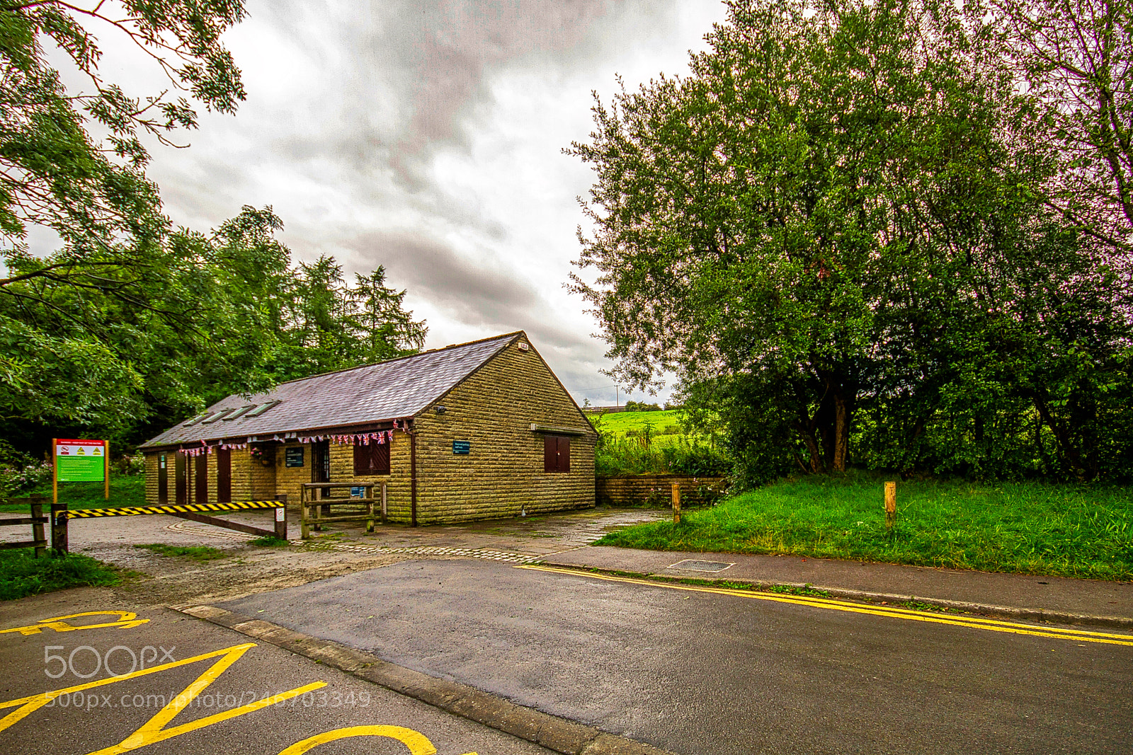Canon EOS 7D sample photo. Wet cafe photography
