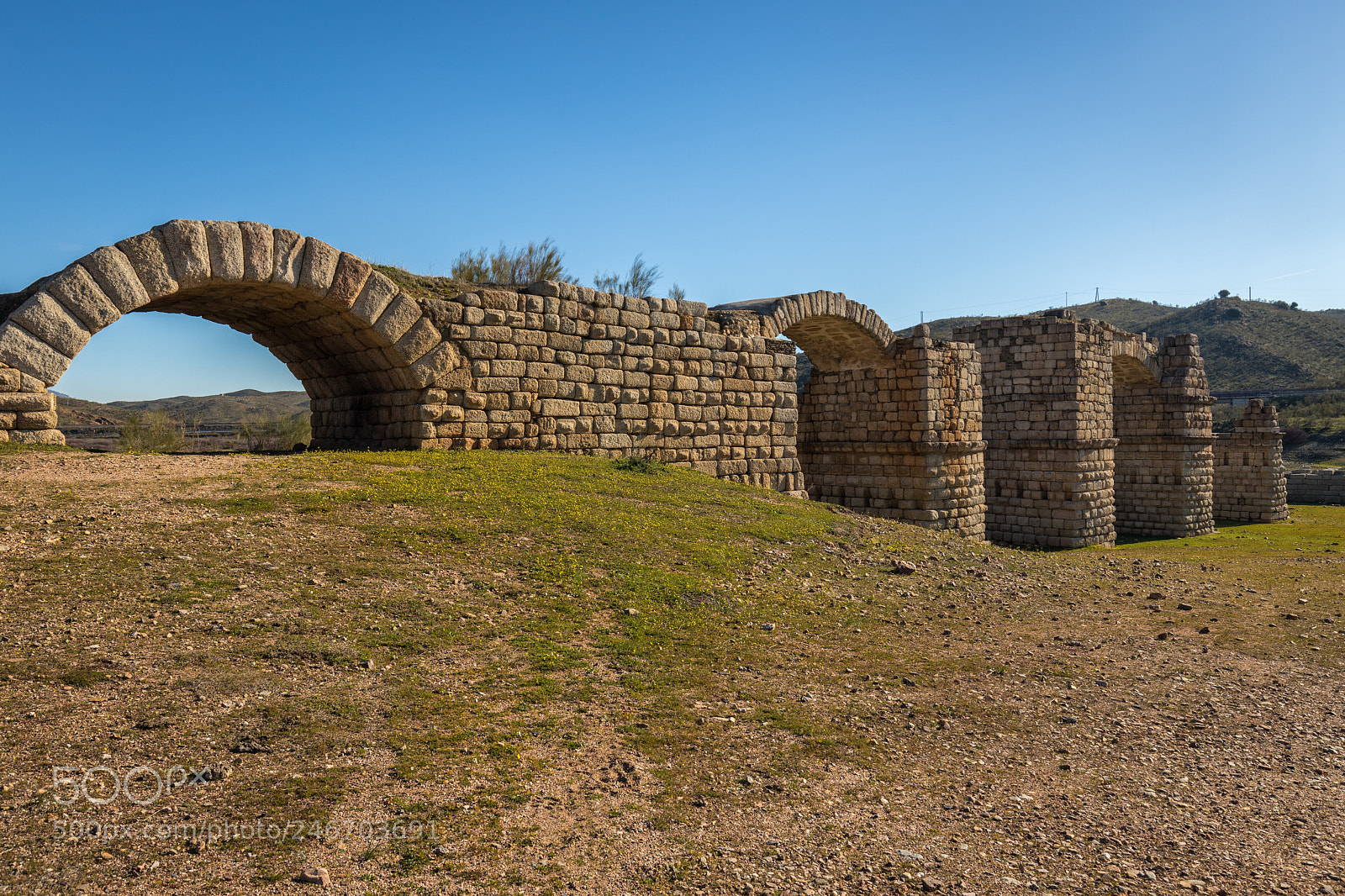 Canon EOS 6D Mark II sample photo. Ancient roman bridge of photography