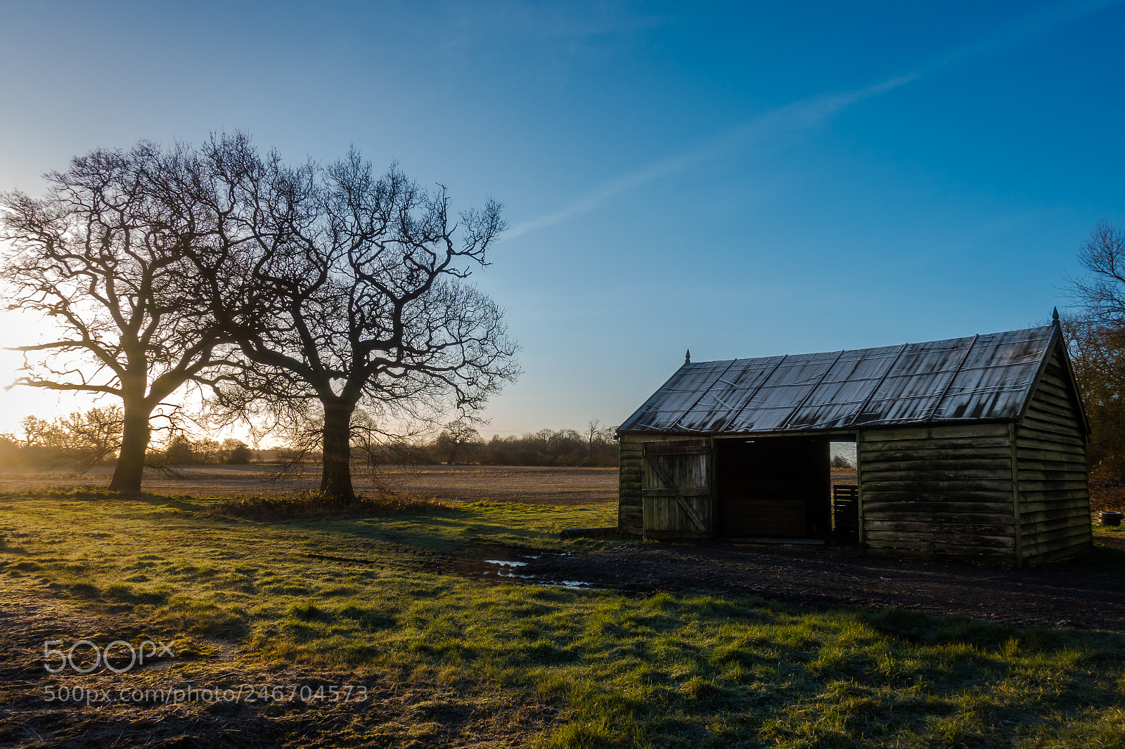 Sony DSC-RX100M5 sample photo. Frosty barn photography