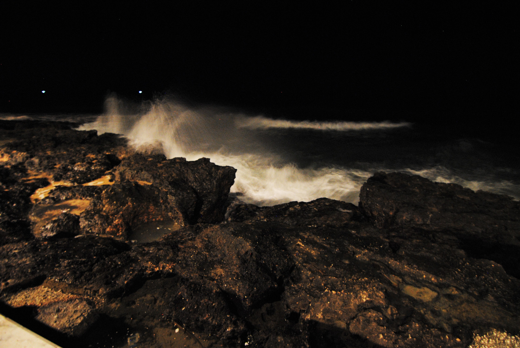 Nikon D3000 sample photo. By night iv photography